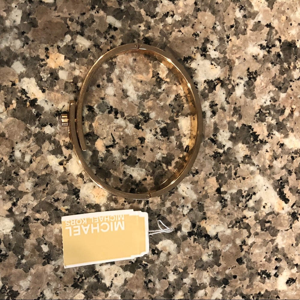 Micheal Kors Rose Gold Bracelet ✨✨✨